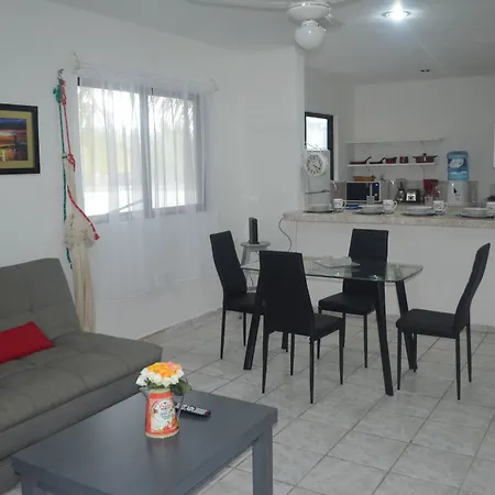Gota De Sal Apartments